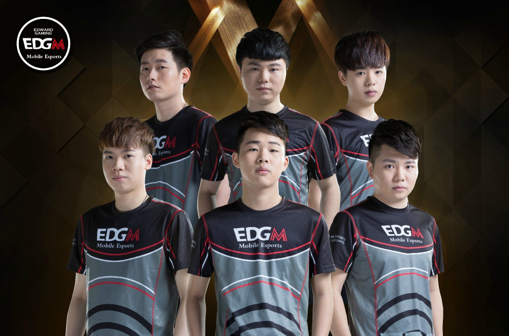 背后体现出 背后体现出